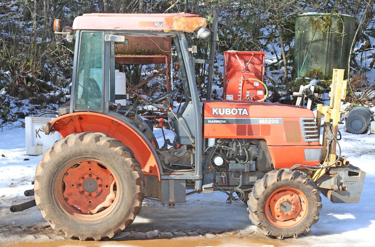 2003 Kubota M8200  Narrow 4 Wheel Drive Tractor