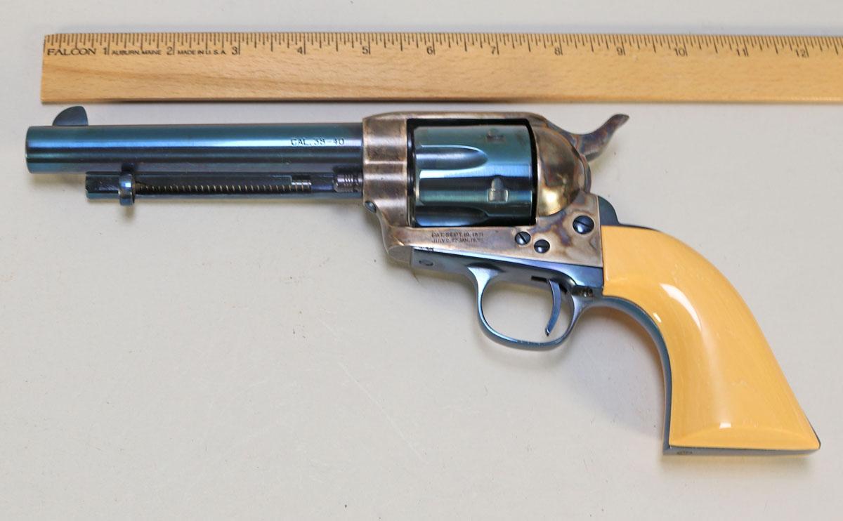 Uberti S.A. Cattleman 38-40 Revolver, Italy