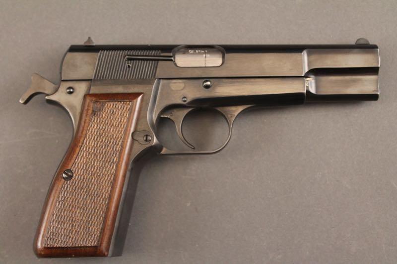 handgun BROWNING HI-POWER 9MM SEMI-AUTO PISTOL