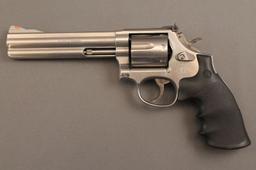 handgun SMITH & WESSON 686-4 .357 MAG REVOLVER