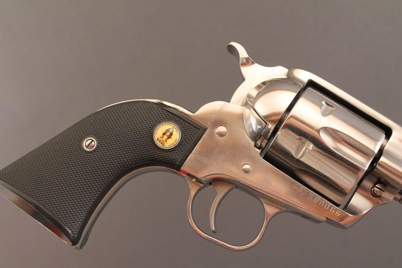 handgun PR. OF RUGER MODEL NEW VAQUERO 357 CAL REVOLVERS