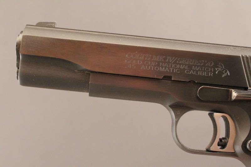 handgun COLT GOLD CUP  NATIONAL MATCH 70 SERIES, 45 ACP CAL, SEMI-AUTO PISTOL