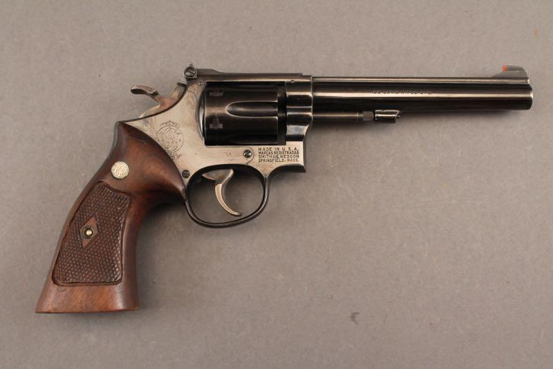 handgun SMITH & WESSON MODEL 17-2, 22CAL, REVOLVER