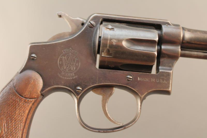 handgun SMITH & WESSON MODEL 1905, 4TH CHANGE .38 S&W REVOLVER, S#766436