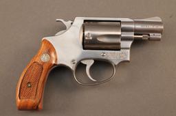 handgun SMITH & WESSON MODEL 60, .38CAL DA REVOLVER, S#AYB5927