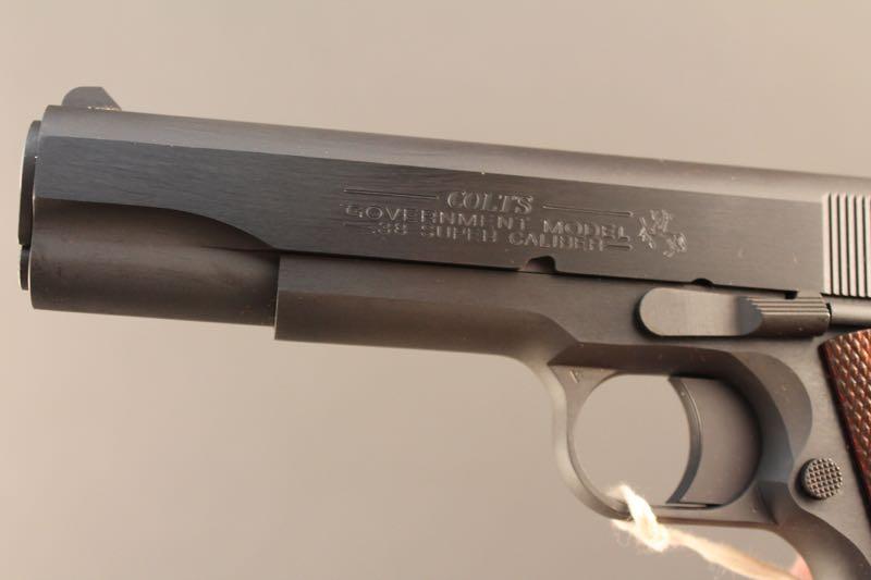 handgun COLT GOVERNMENT MODEL .38SUPER SEMI-AUTO PISTOL, S#2839215
