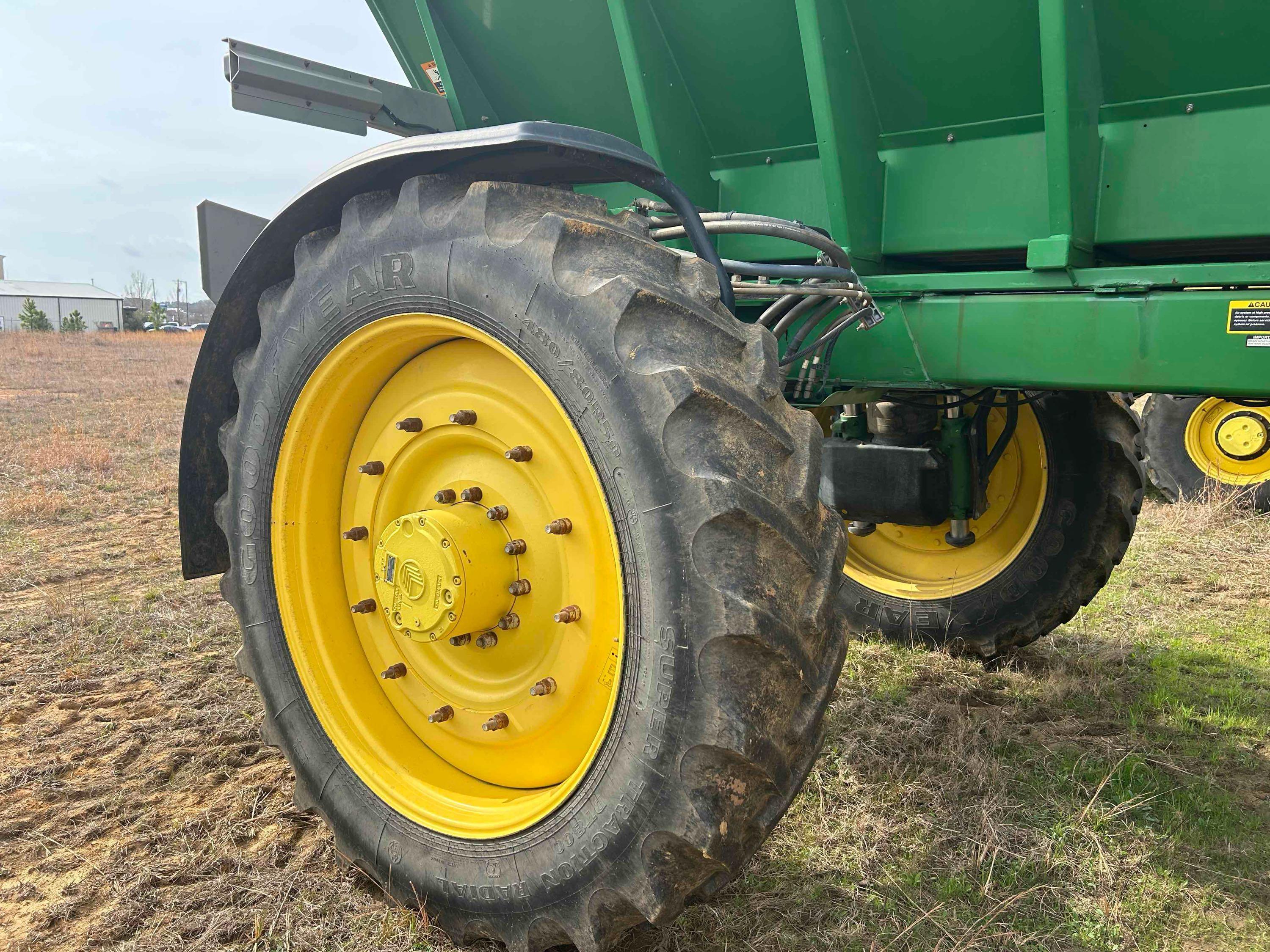 John Deere R4045