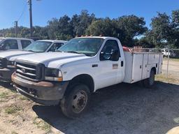 2003 Ford F450 XL Super Duty V10 Triton 6.8L 10' Bed Vin: 1FDXF46S03EC65629 (Seat Damaged)