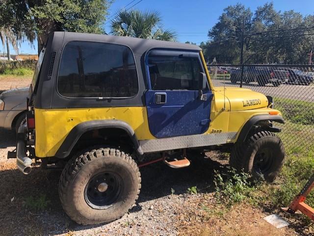 1983 Jeep CJ-7 Laredo 6 Cylinder w/ Wench VIN: 1JCCM87A50T0303401983; 258 cid 6 cylinder 101166 mile