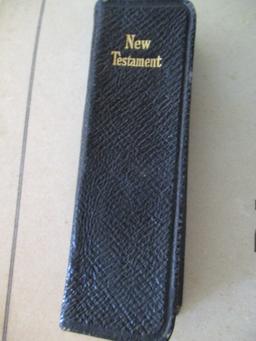 Finger New Testament Tiny Bible 1922