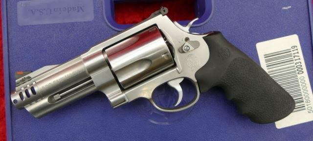 Smith & Wesson 500 Magnum Revolver