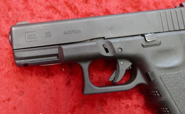Glock Model 19 9mm Pistol