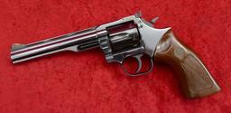 Dan Wesson Model 15-2V 357 Mag Revolver NIB