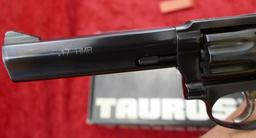 NIB Taurus M17C 17HMR Revolver