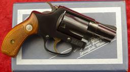 Smith & Wesson Model 36 Chiefs Special w/Box