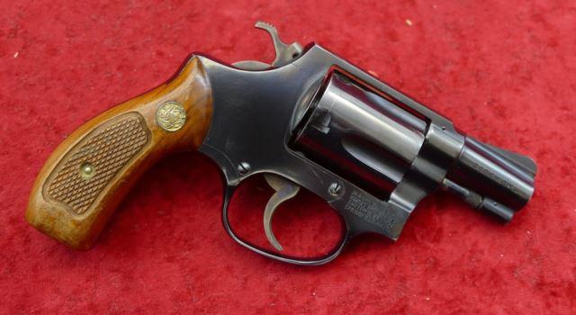 Smith & Wesson Model 36 Chiefs Special Revolver