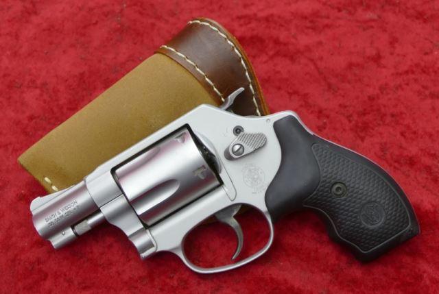 Smith & Wesson Model 637-2 Airweight Revolver