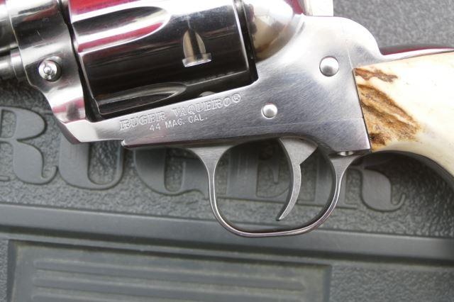 Ruger Vaquero 44 Mag w/Stag Grips