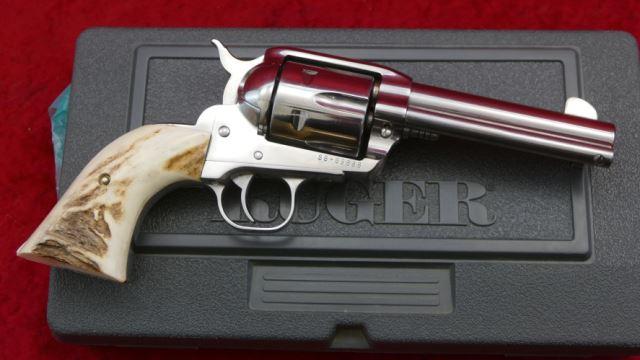 Ruger Vaquero 44 Mag w/Stag Grips