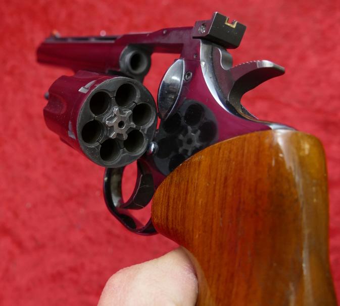 Dan Wesson 357 Magnum Revolver