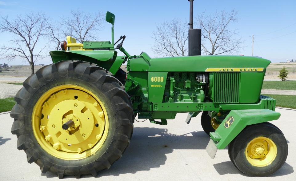 John Deere 4000 Power Shift Diesel Tractor