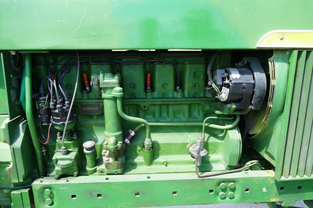 1972 4000 Gas Power Shift Tractor 1 of 9 Mfg.