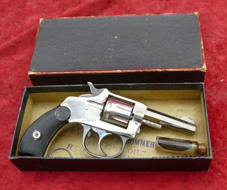 NIB H&R Model 1906 22 Revolver