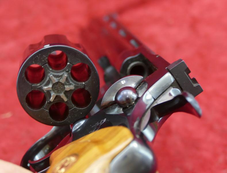 Colt Python 357 Magnum Revolver w/8" bbl.