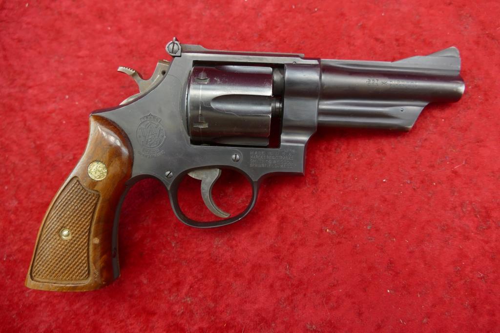 Smith & Wesson Model 28-2 Highway Patrolman Rev