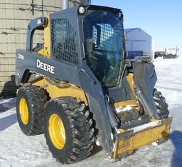 John Deere 328D Skid Loader