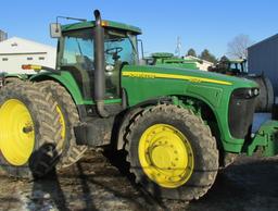 JD 8520 MFWD Tractor