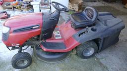 Craftsman 17.5 HP Riding Lawn Tractor w/Bagger