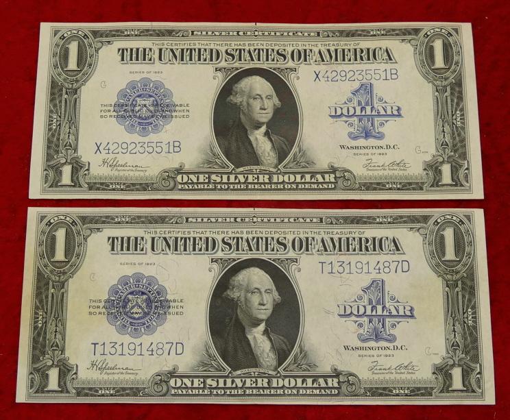 Pair of $1 1923 Series Blanket Bills