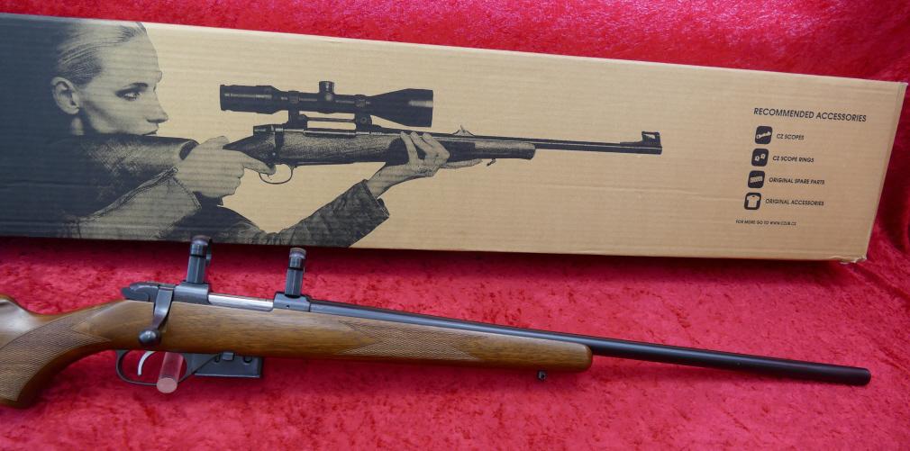 NIB CZ Model 527 Varmint in 17 Hornet Rifle