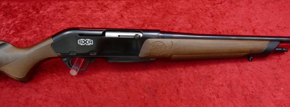 NIB Winchester SXR 300 WIN Mag Semi Auto Rifle