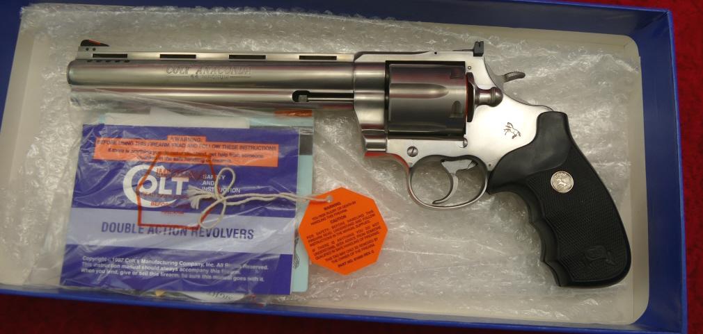NIB Colt Anaconda 44 Mag Revolver