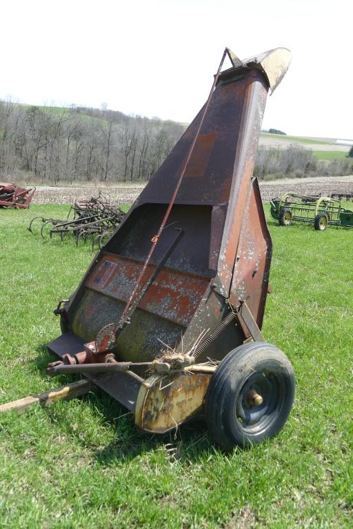 McCormick Center Pull Flail Chopper