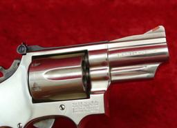 Smith & Wesson 19-5 357 Mag Revolver