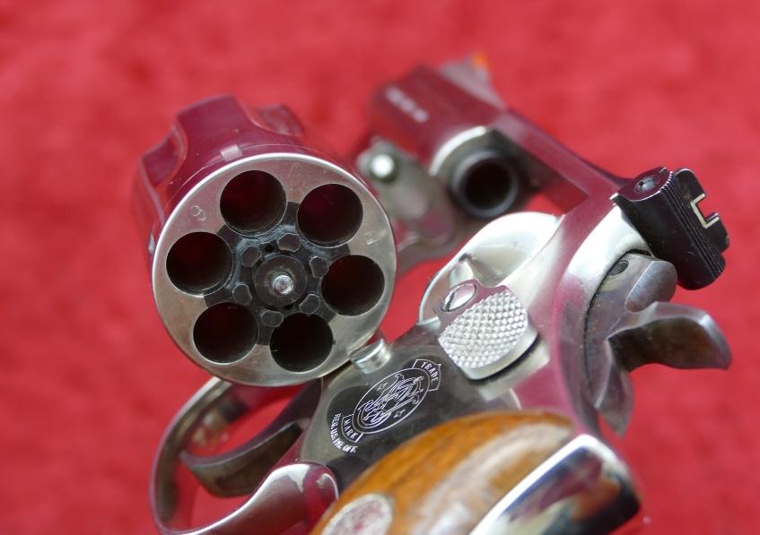 Smith & Wesson 19-5 357 Mag Revolver