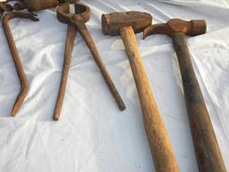 Tools= Brace/bit; Hatchet; Hammer; Level; Pair Of Small Wreck Bars; Mallet