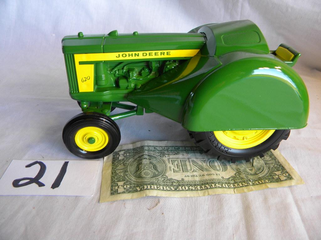 John Deere, Model 620 Orchard Tractor, 1957-1960, Two Cylinder Club Expo Ii