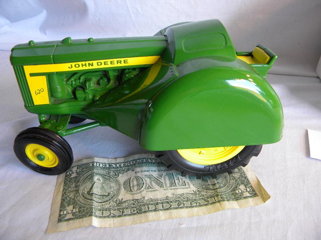 John Deere, Model 620 Orchard Tractor, 1957-1960, Two Cylinder Club Expo Ii