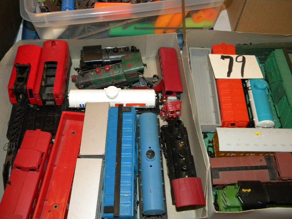 A Collection Of Trains And Sets, Parts, Supplies And Parts.