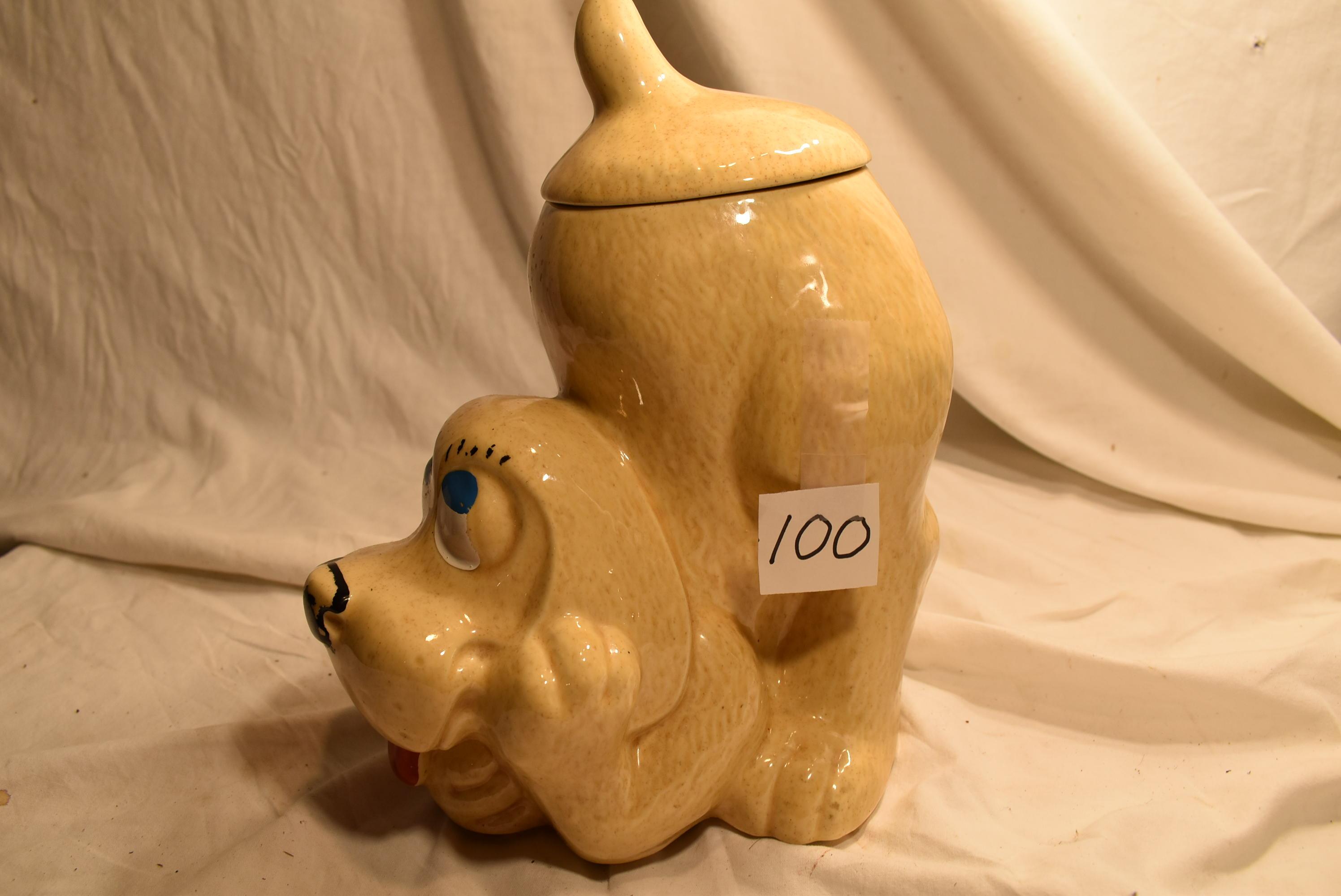 Usa (McCoy) 272, Dog Cookie Jar, 11"h, No Visible Damage.