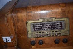 Philco 40-190, Cabinet, Tube. 41"h X 27"w, Police, Air P, Overseas Etc