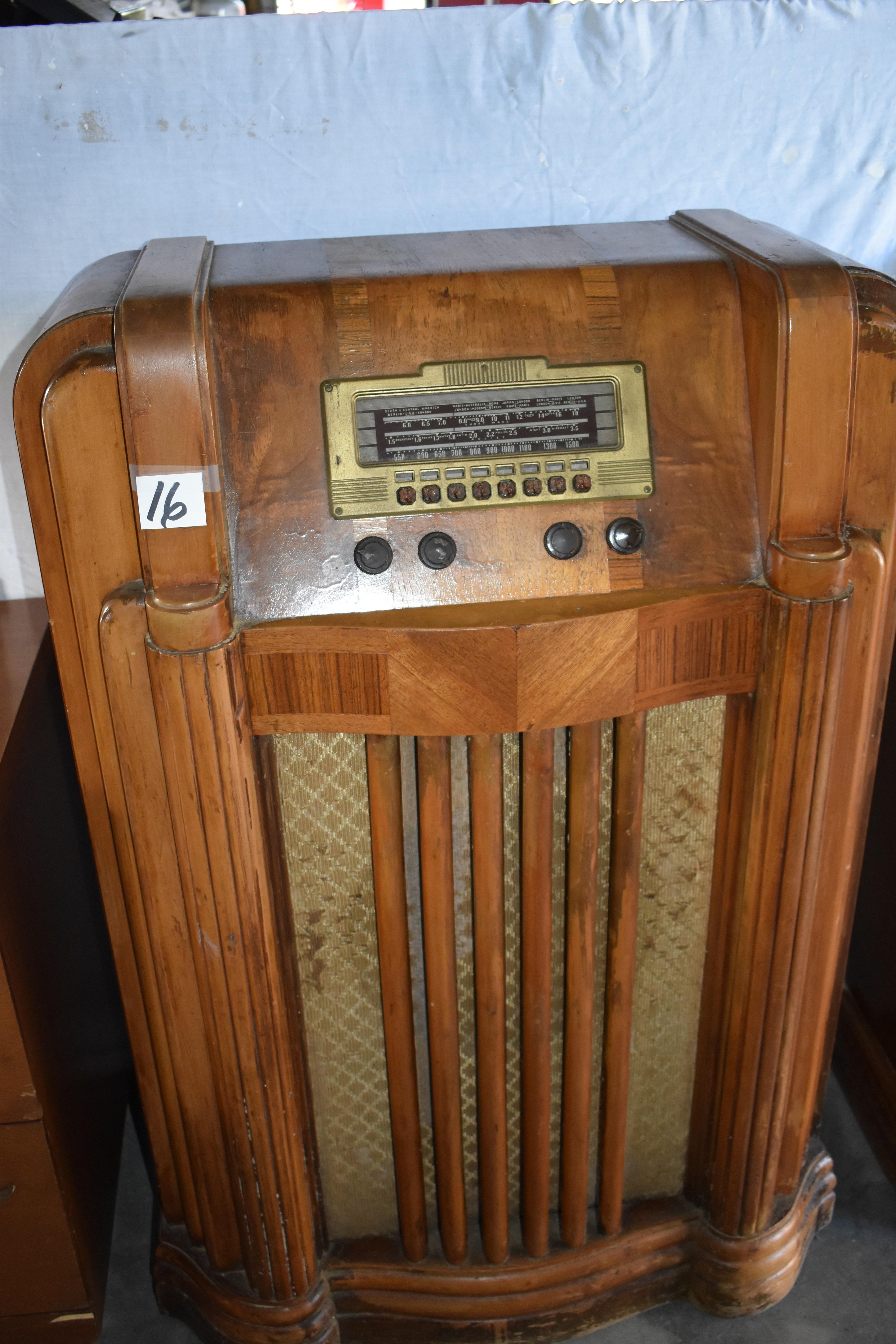 Philco 40-190, Cabinet, Tube. 41"h X 27"w, Police, Air P, Overseas Etc