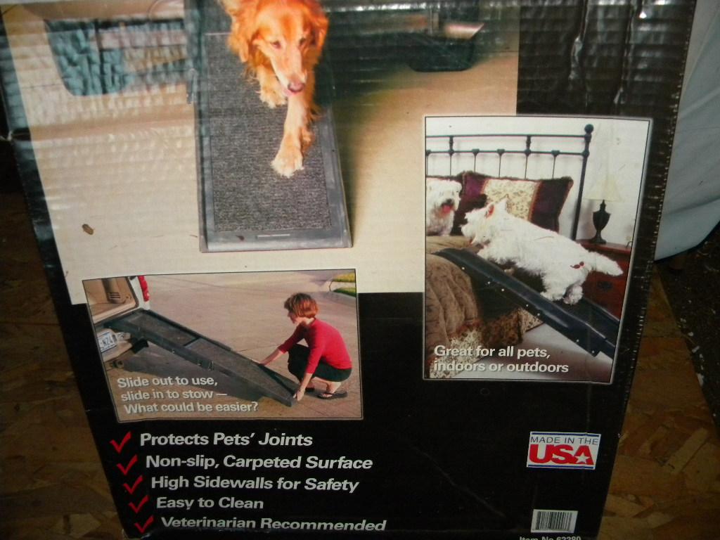 New Telescoping Pet Ramp, Holds Over 300#, Water Proof.