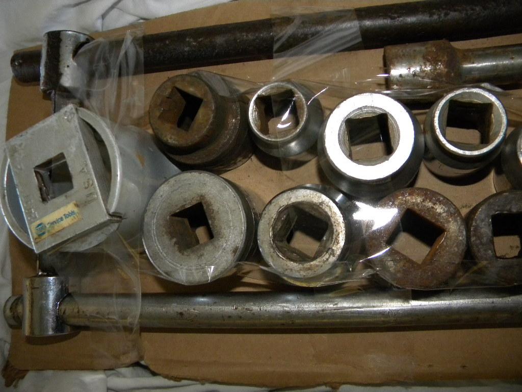 3/4" Sockets With Drivers And Extensions (13 Pieces).