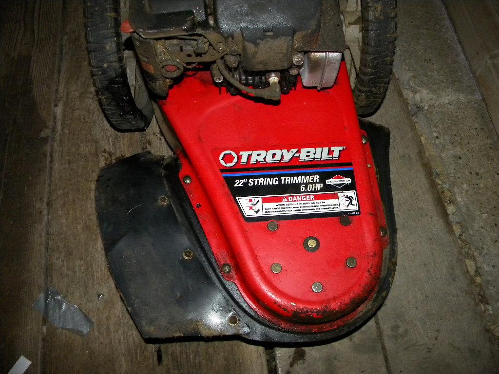 Troy Built 22" String Trimmer, 6 Hp Briggs And Stratton.