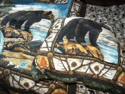 Bear Quilt W/matching Throw Pillow, 80"w X 90"l.